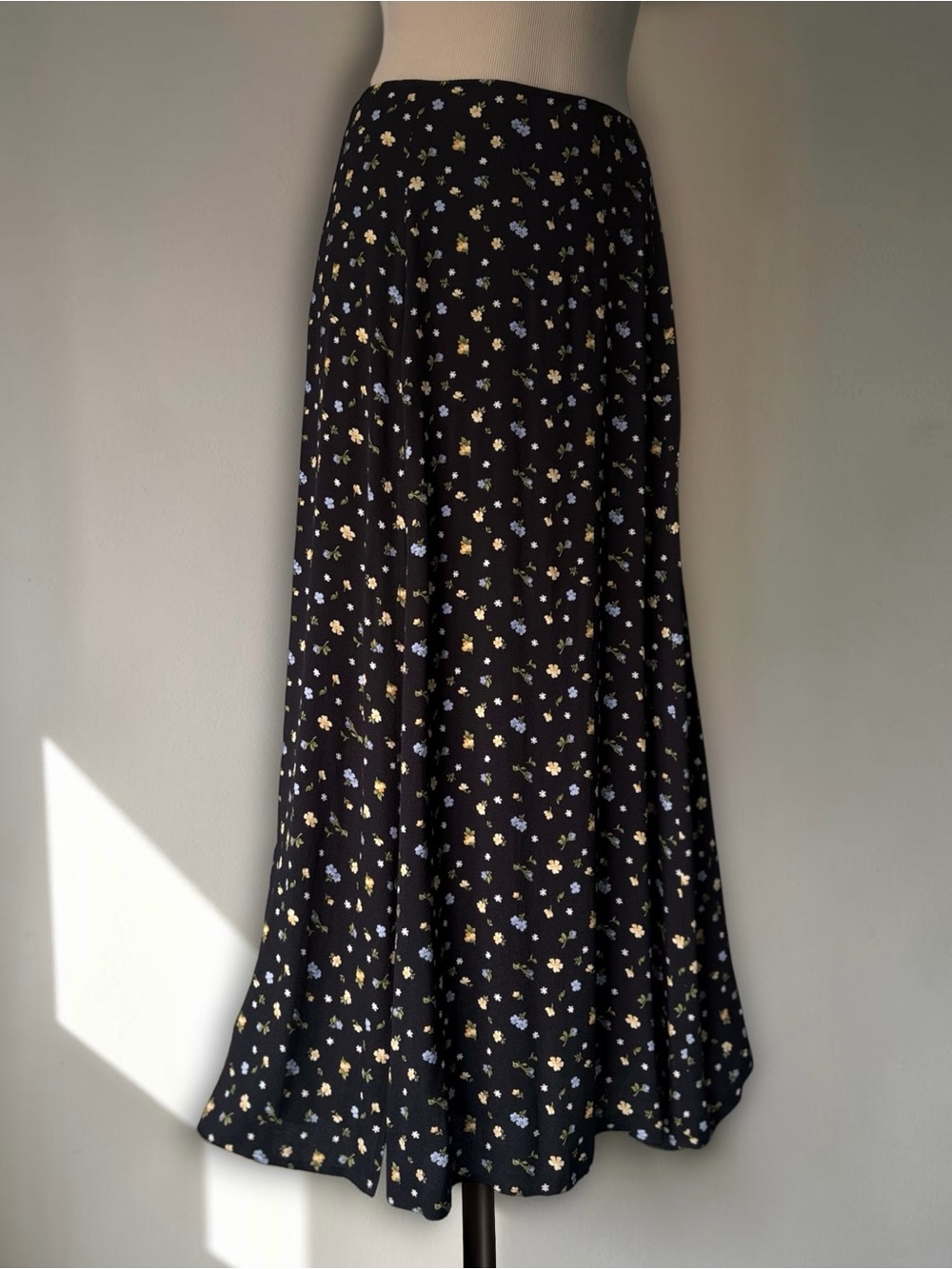 Reformation Zoe Side Slit Midi Skirt Posie Floral Print